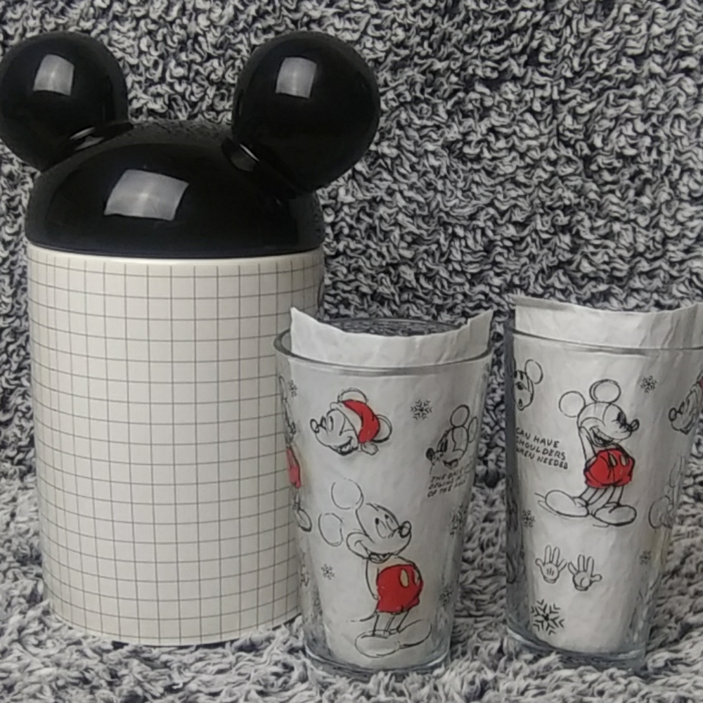 Disney Mickey Christmas Sketchbook jar and glasses - Picture 8 of 8